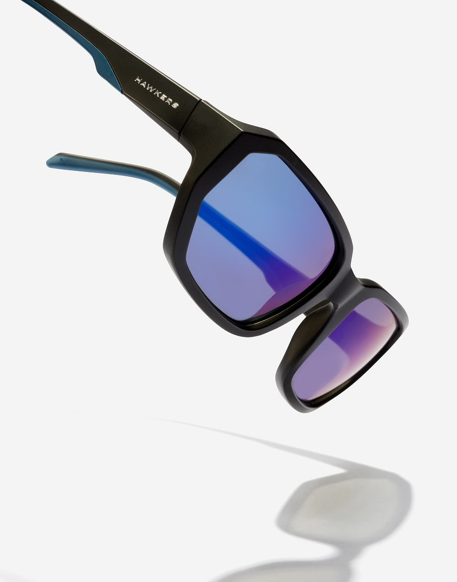 BOLT - POLARIZED BLACK BLUE SKY - Nwadri