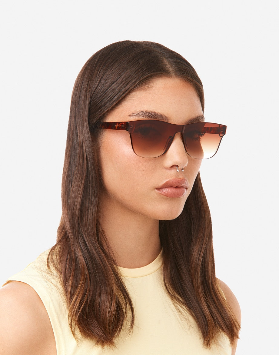 IDLE - GRADIENT BROWN - Nwadri