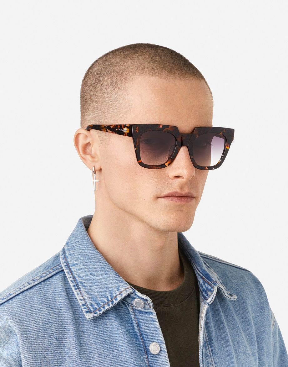 Hawkers Row X - Jaune Savage Iron - Nwadri