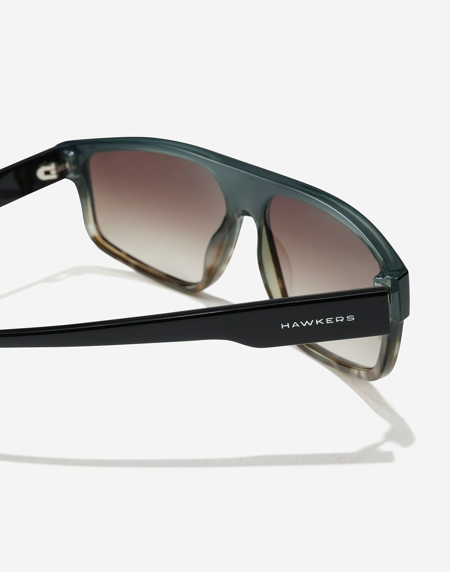 Hawkers Astro - Eco - Nwadri