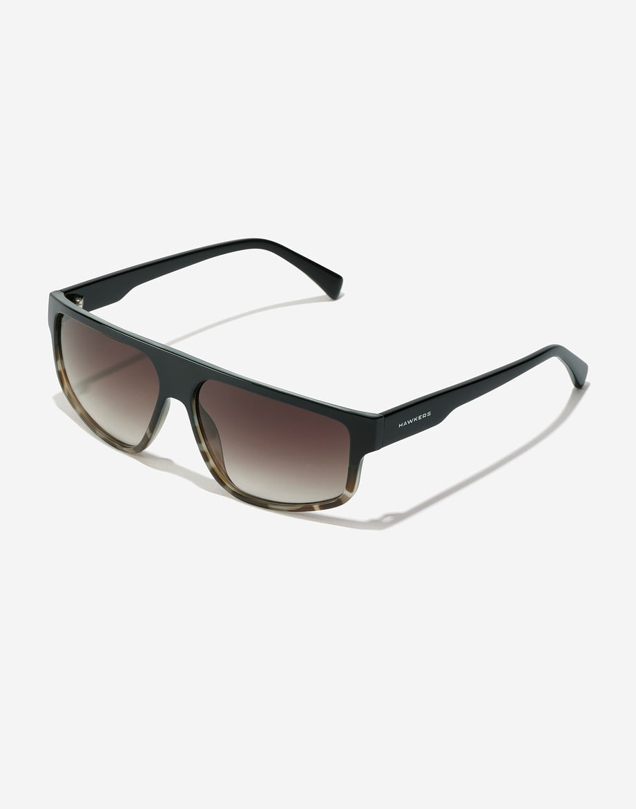 Hawkers Astro - Eco - Nwadri