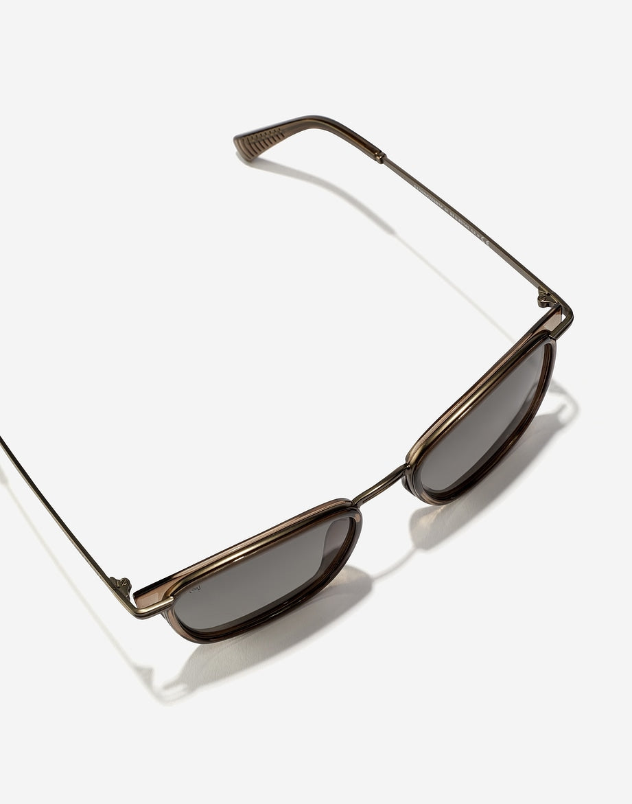 INK - POLARIZED CAREY BROWN NWADRI