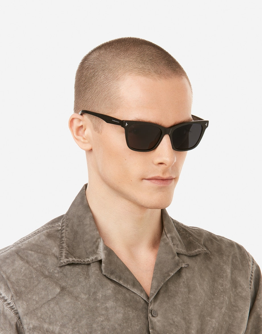 MAZE - POLARIZED BLACK DARK NWADRI