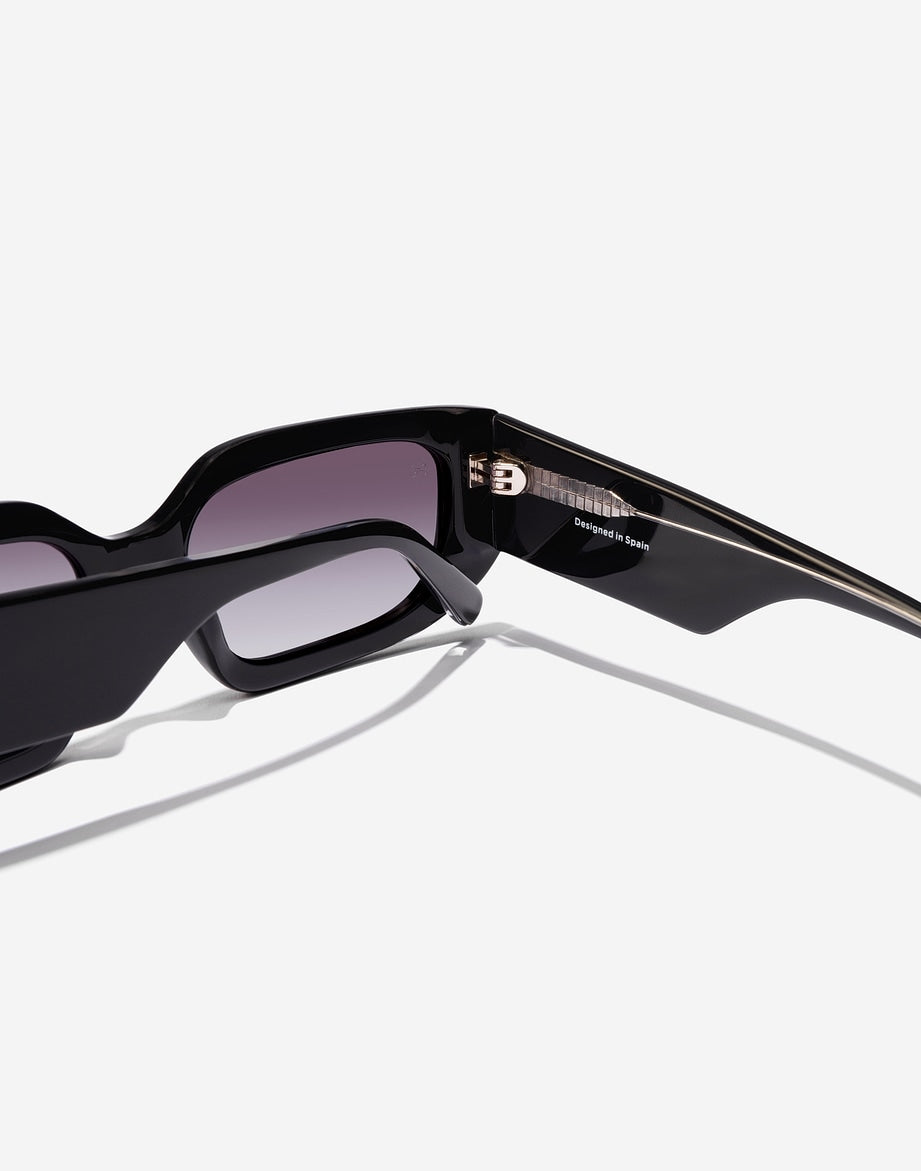 Hawkers-Trendset - Nwadri