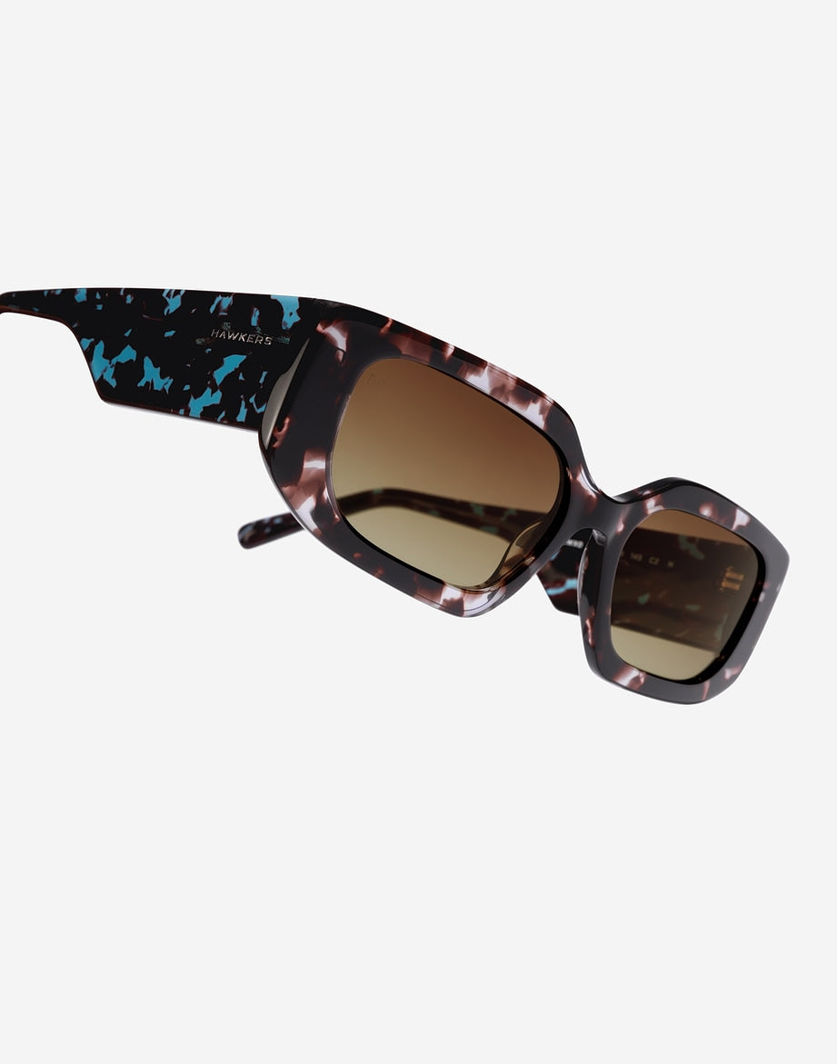 Hawkers-Trendset - Nwadri