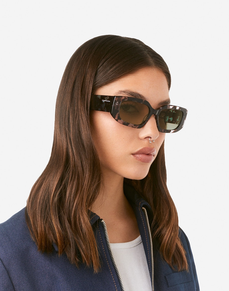 Hawkers-Trendset - Nwadri