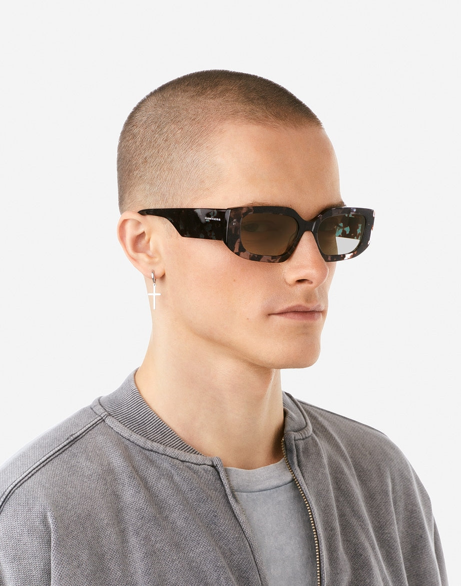 Hawkers-Trendset - Nwadri